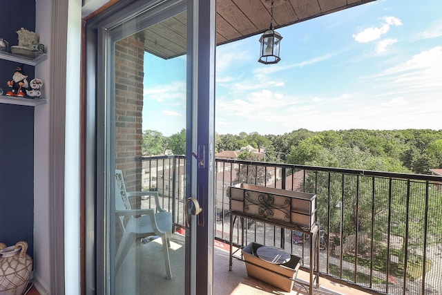 7904 W N Ave Unit 605E, Elmwood Park, IL 60707 - balcony with a forest view