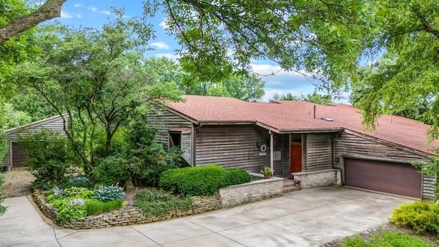 41W955 Northway Dr, Elburn, IL 60119 - view of front facade featuring concrete driveway and a garage