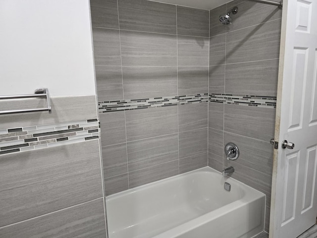 1441 E Thacker St Unit 501, Des Plaines, IL 60016 - full bathroom with bathing tub / shower combination