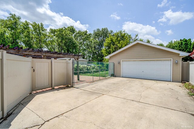 14224 Karlov Ave, Crestwood, IL 60418 - detached garage featuring a gate