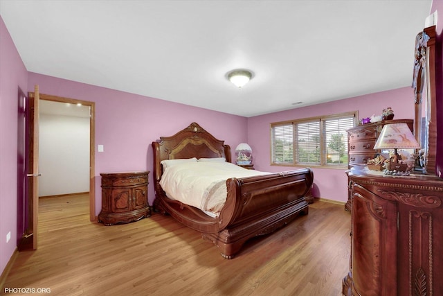 22450 Autumn Dr, Frankfort, IL 60423 - bedroom with light wood finished floors