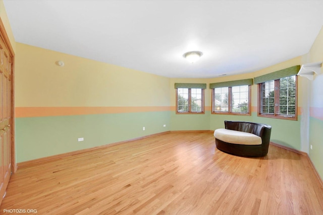 22450 Autumn Dr, Frankfort, IL 60423 - unfurnished room with wood finished floors
