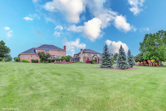 22450 Autumn Dr, Frankfort, IL 60423 - view of grassy yard