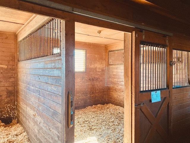 6102 E Hillside Rd, Crystal Lake, IL 60012 - view of stable