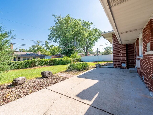 6052 W 128th St, Palos Heights, IL 60463 - view of patio / terrace