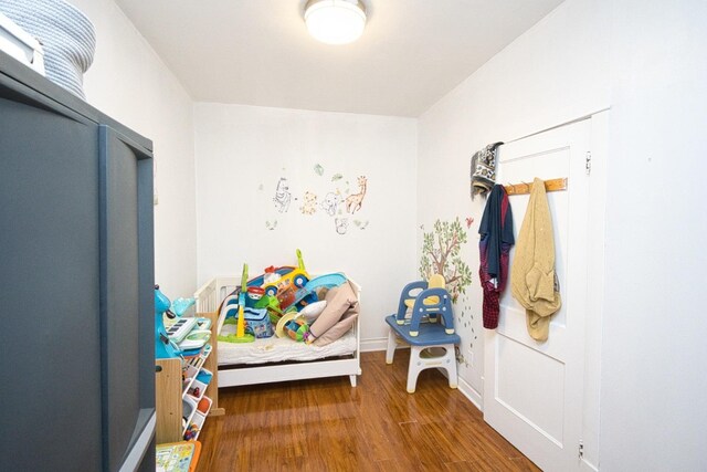 2834 S Union Ave, Chicago, IL 60616 - bedroom featuring wood finished floors