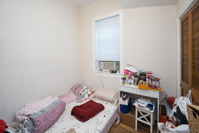 2834 S Union Ave, Chicago, IL 60616 - bedroom with wood finished floors and cooling unit