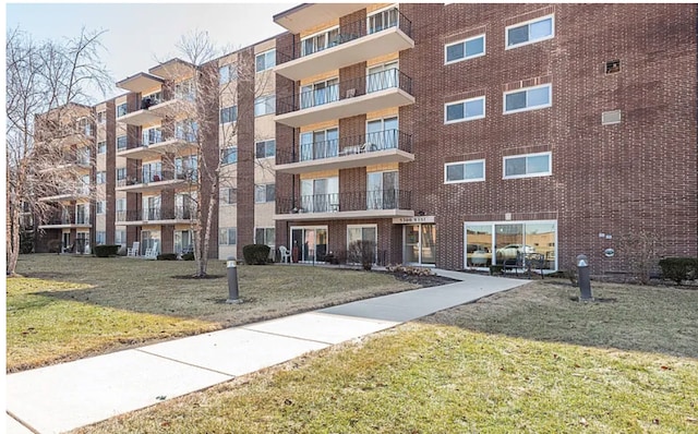 5300 Walnut Ave Unit 5C, Downers Grove, IL 60515 - photo 1
