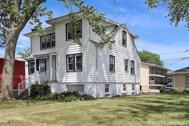 36 S Pistakee Lake Rd, Fox Lake, IL 60020 - view of front of property featuring a front lawn