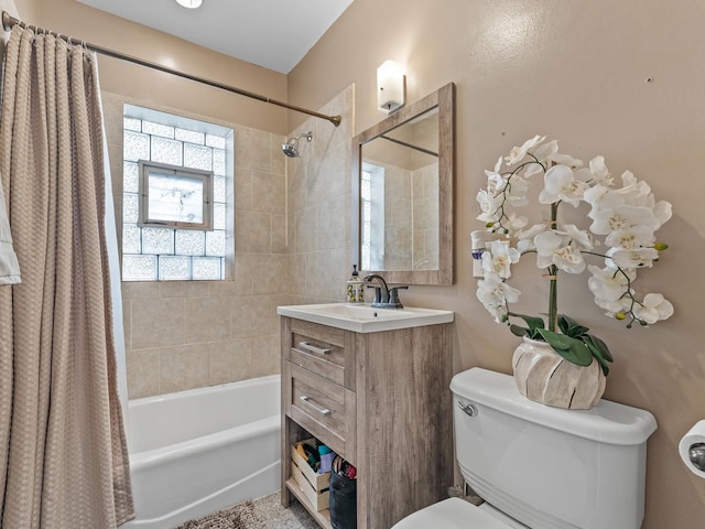 2529 Scoville Ave, Berwyn, IL 60402 - full bath with shower / tub combo and vanity