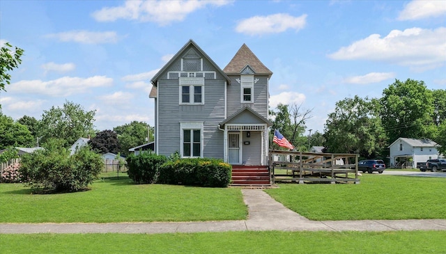 543 E Orleans St, Paxton, IL 60957 - view of victorian home