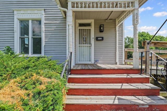 543 E Orleans St, Paxton, IL 60957 - property entrance