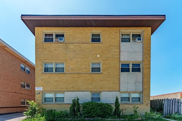 6737 W Irving Park Rd Unit 2C, Chicago, IL 60634 - photo 1