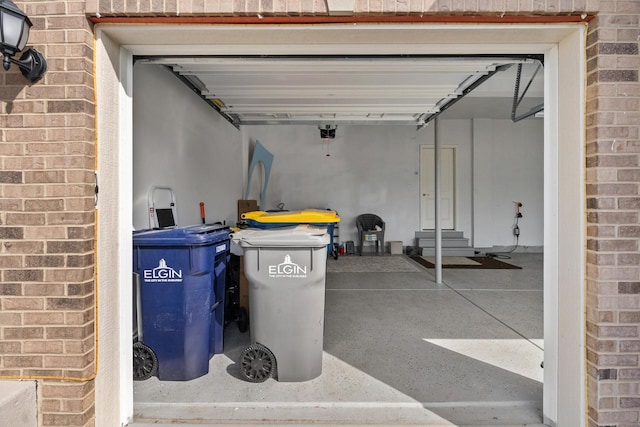 153 N Bend Way, Elgin, IL 60124 - view of garage