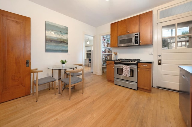 6541 N Talman Ave, Chicago, IL 60645 - photo 8