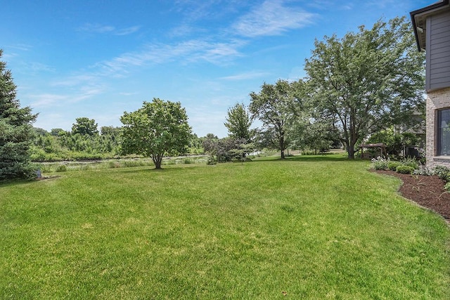 2504 Monterey Dr, Plainfield, IL 60586 - view of grassy yard