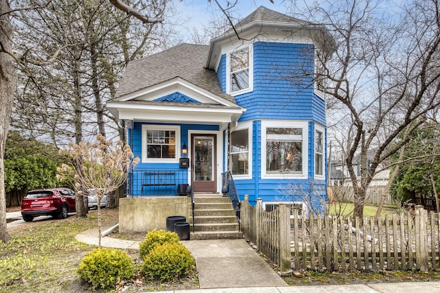1123 Linden Ave, Wilmette, IL 60091 - view of front of home featuring a shingled roof and a porch