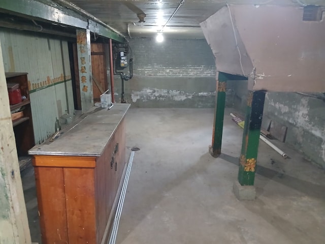 4936 S Karlov Ave, Chicago, IL 60632 - unfinished below grade area with gas meter