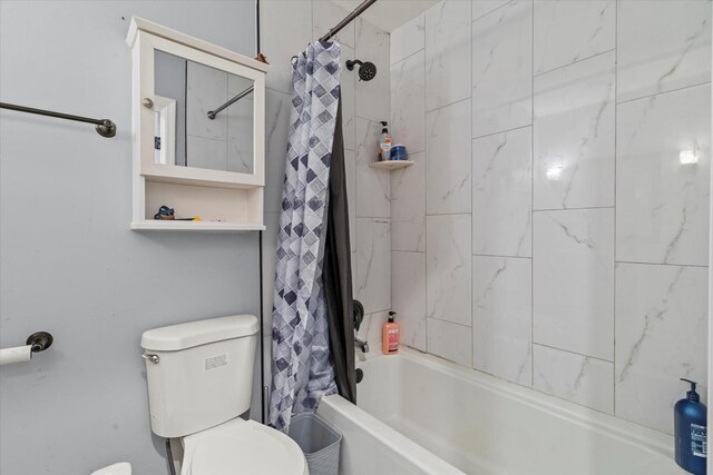 14501 Keystone Ave Unit 8, Midlothian, IL 60445 - bathroom with toilet and shower / tub combo