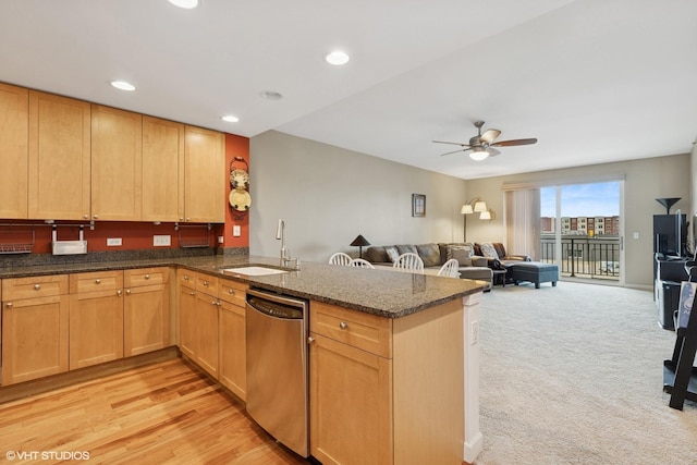 300 Anthony Ave Unit 304, Mundelein, IL 60060 - photo 4