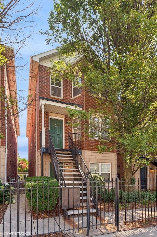 653 W Division St Unit C, Chicago, IL 60610 - photo 1