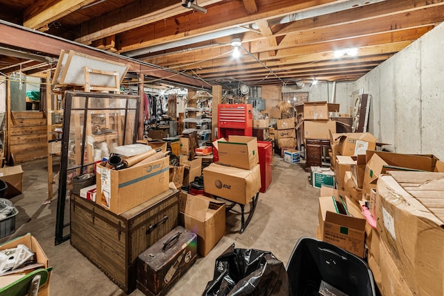 770 Yosemite Trl, Roselle, IL 60172 - unfinished basement with stairs