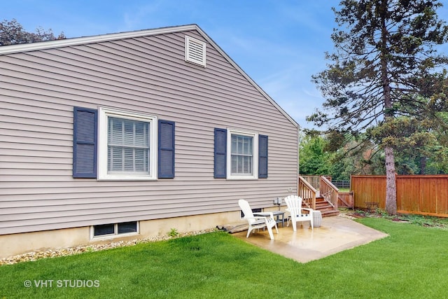 2333 Catherine St, Northbrook, IL 60062 - rear view of house with a patio area