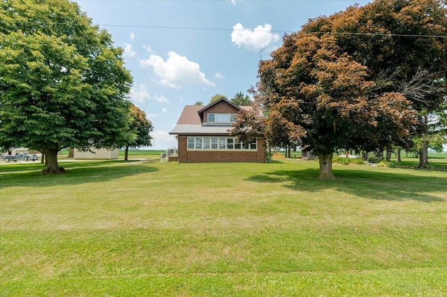 879 2300th Ave, Chestnut, IL 62518 - view of grassy yard