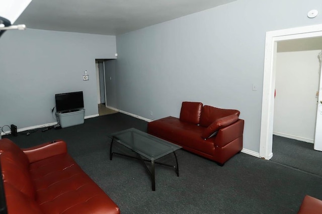 12400-02 S Green St, Calumet Park, IL 60827 - living room featuring carpet floors and baseboards