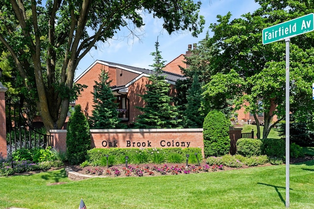 19W263 Governors Trl, Oak Brook, IL 60523 - photo 3