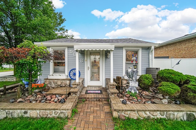5848 W 89th St, Oak Lawn, IL 60453 - view of front of home featuring a shingled roof