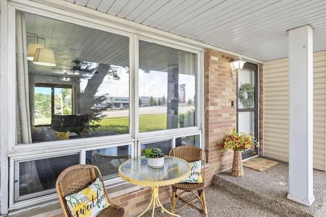 1110 N Main St, Normal, IL 61761 - view of sunroom / solarium
