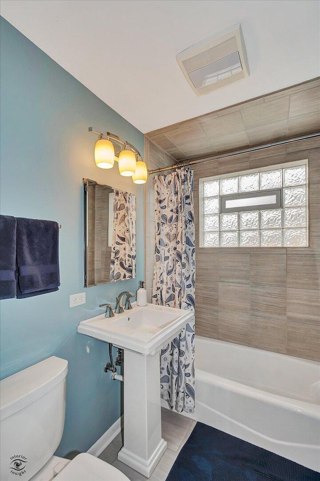 4839 Lamb Dr, Oak Lawn, IL 60453 - full bathroom with toilet and shower / tub combo with curtain