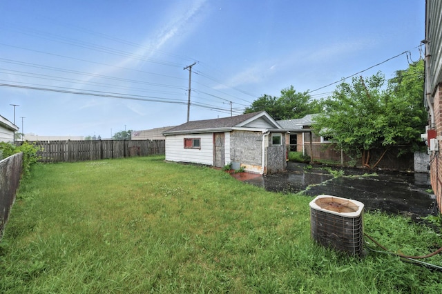 4506 W 77th Pl, Chicago, IL 60652 - view of fenced backyard