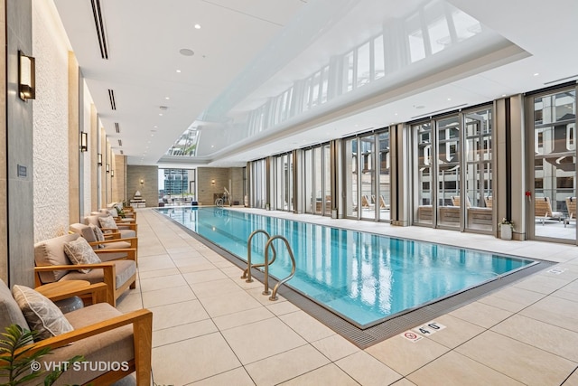 435 N Michigan Ave Unit 1203, Chicago, IL 60611 - view of indoor pool