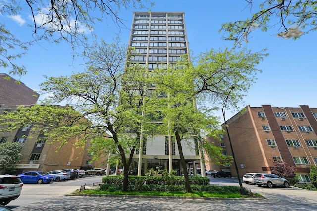 5740 N Sheridan Rd Unit 5C, Chicago, IL 60660 - photo 1