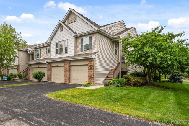 2903 Saganashkee Ln, Naperville, IL 60564 - photo 1