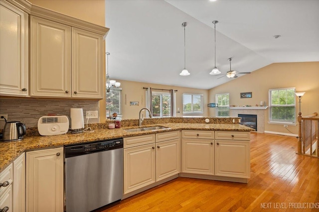 2903 Saganashkee Ln, Naperville, IL 60564 - photo 15