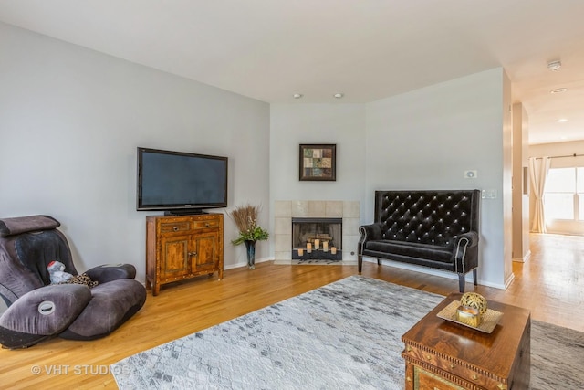 49 W 15th St Unit D, Chicago, IL 60605 - living area with wood finished floors, recessed lighting, and a tile fireplace