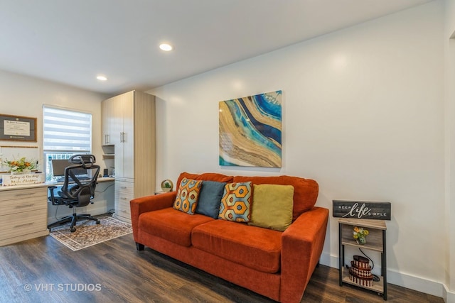 49 W 15th St Unit D, Chicago, IL 60605 - office space featuring dark wood-type flooring, recessed lighting, and built in study area