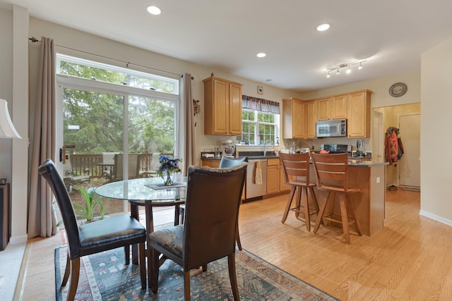 910 Angle Tarn Dr, West Dundee, IL 60118 - dining room with light wood-style flooring and recessed lighting