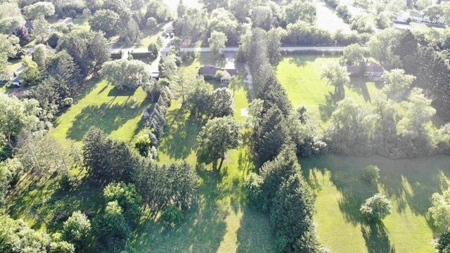 1270 Benson Ln, Green Oaks, IL 60048 - photo 18