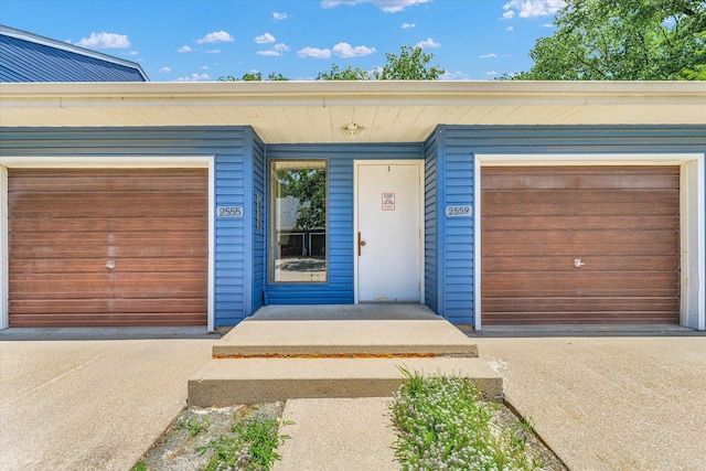2553 Clayton Blvd Unit 2553, Champaign, IL 61822 - property entrance featuring driveway