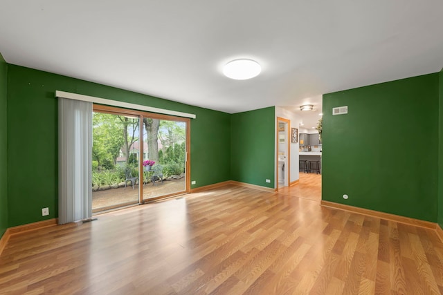 573 Surryse Rd, Lake Zurich, IL 60047 - unfurnished room with wood finished floors