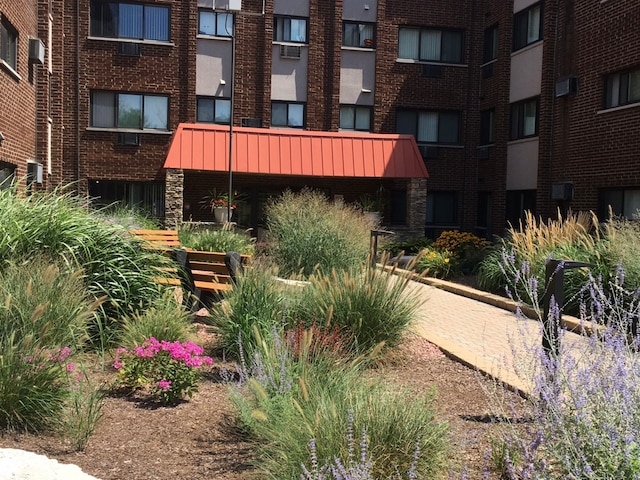 1919 S Wolf Rd Unit 418, Hillside, IL 60162 - view of building exterior