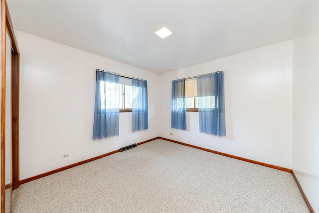 184 Kathleen Dr, Elgin, IL 60123 - unfurnished room featuring carpet flooring and baseboards