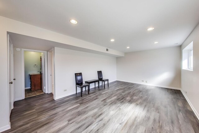 2023 N Shenandoah Dr, Arlington Heights, IL 60004 - empty room with dark wood-type flooring and recessed lighting