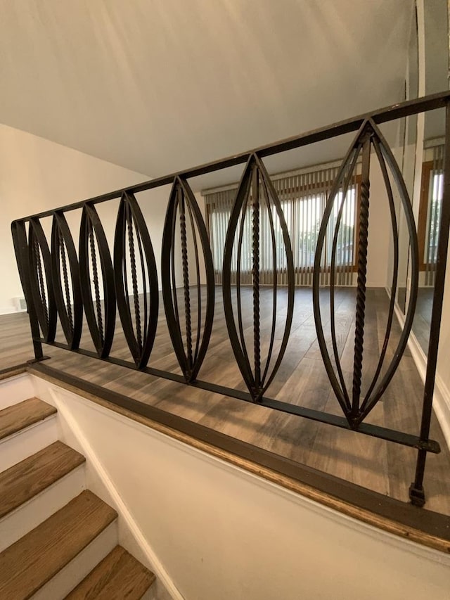 14441 Dante Ave, Dolton, IL 60419 - view of stairway