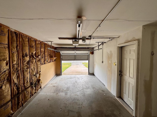 20552 S Frankfort Square Rd, Frankfort, IL 60423 - garage with a garage door opener