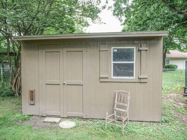 110 Hickory, Villa Grove, IL 61956 - view of shed